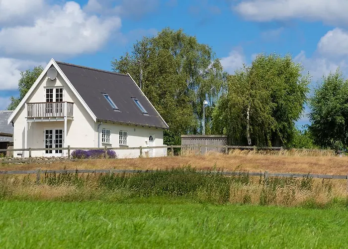 Pedersminde Semesterbostad *